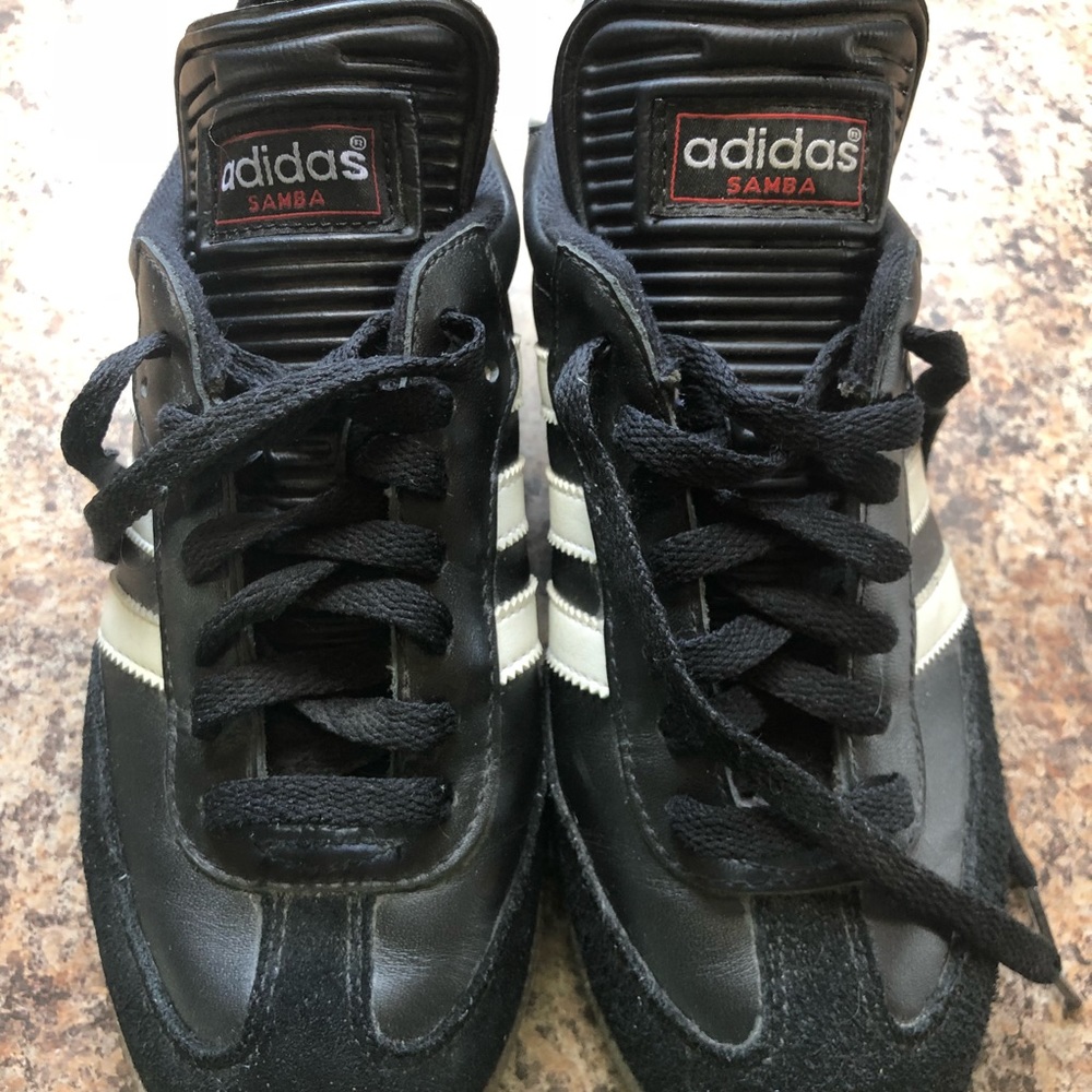 ❗️PRICE DROP❗️Like New- Adidas Sambas